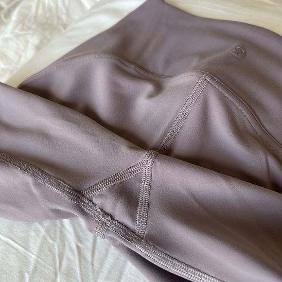 🦄 NWOT Lululemon Instill High-Rise Tight 25" - Violet Verbena 🦄 - Picture 6 of 6